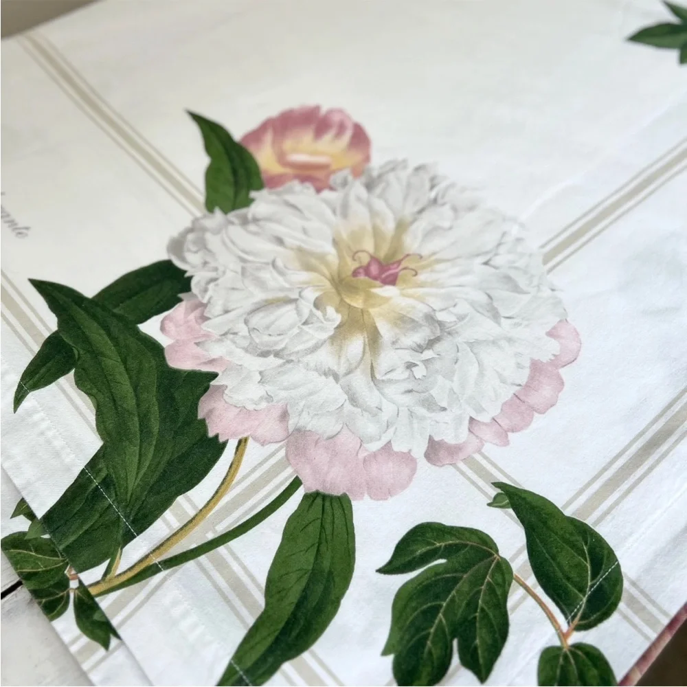 Williams Sonoma Botanical Peonies 70x90” Tablecloth Pivoine Odorante Spring